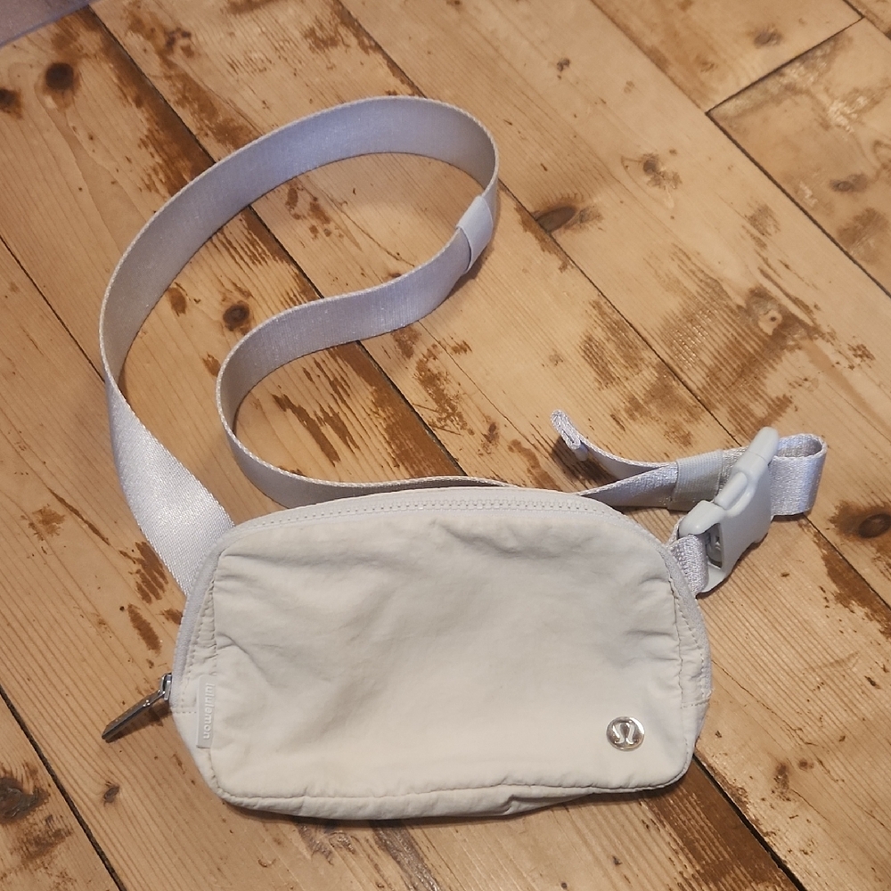 Lululemon Crossbody